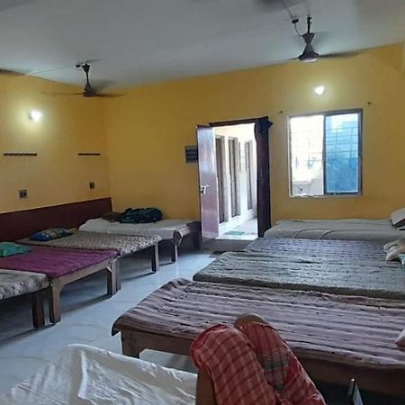 Hotel Narendra Niketan Calcuta Exterior foto