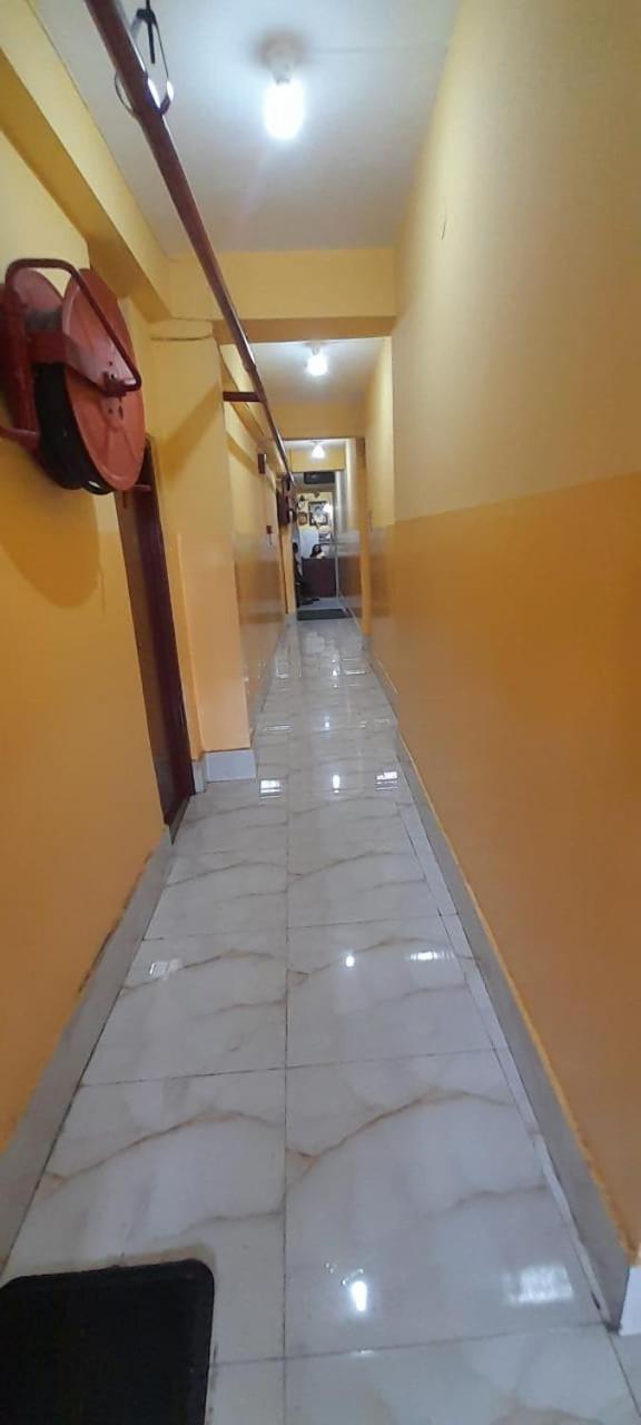 Hotel Narendra Niketan Calcuta Exterior foto