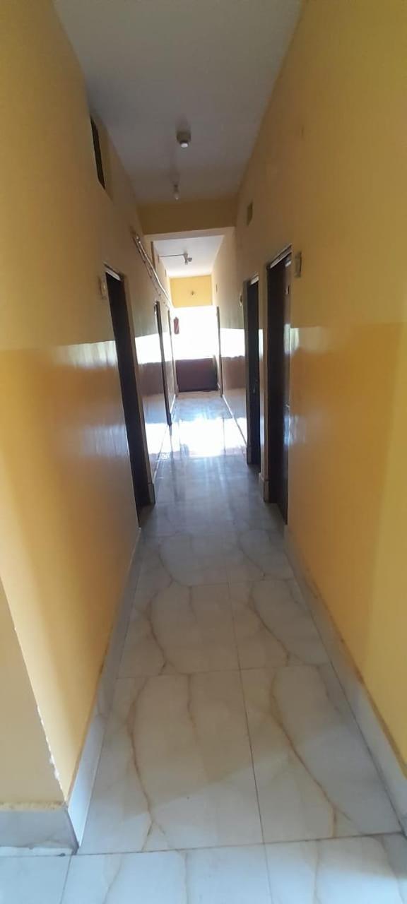 Hotel Narendra Niketan Calcuta Exterior foto
